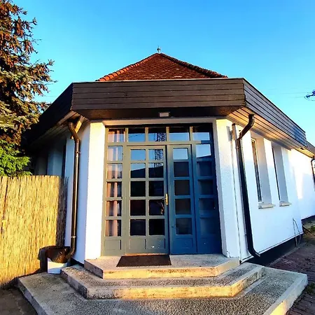 Gabor Panzio Hotel de apartamente Gyál
